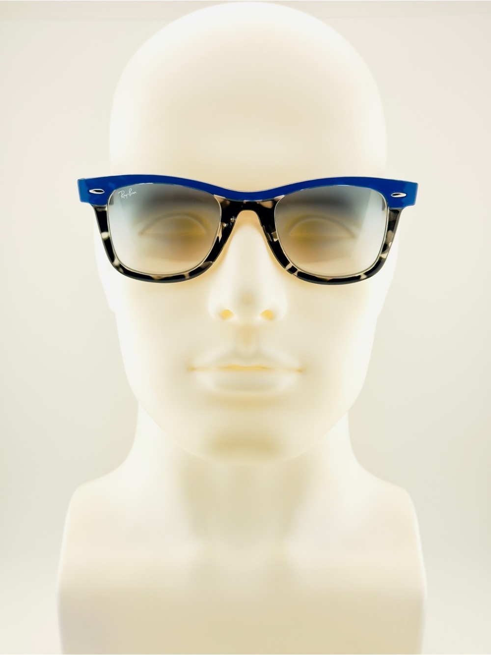 Ray-Ban Sunglasses RB2240 Wayfarer Street Polished blue Havana Frame Blue Lenses